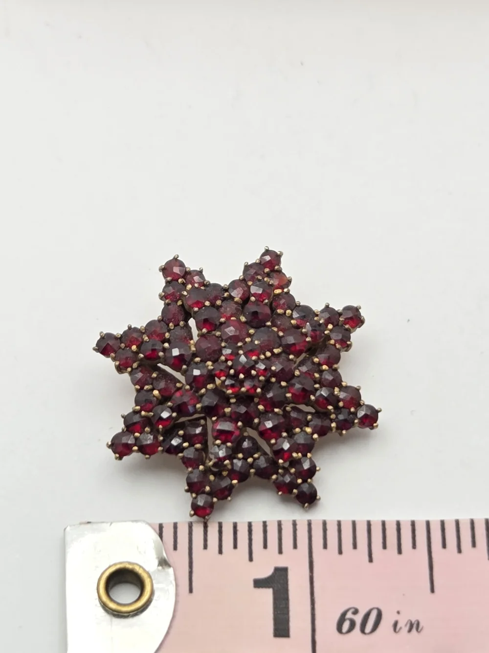 Vintage Bohemian Garnet Starburst Snowflake Cluster Brooch Pin Gold Tone 1.25